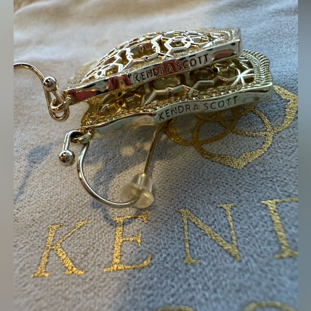 KENDRA SCOTT Kristen Filigree Gold Tone Drop Earrings with Jewelry Pouch - Picture 6 of 6
